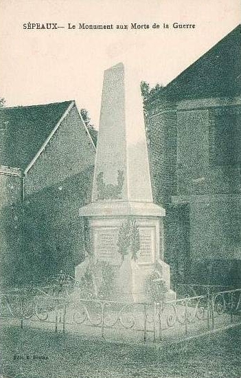 Carte postale ancienne Cpa-sepeaux-monumentauxmortsvers1920