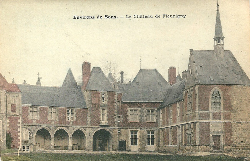 Carte postale ancienne Fleurigny-Château-cp-02