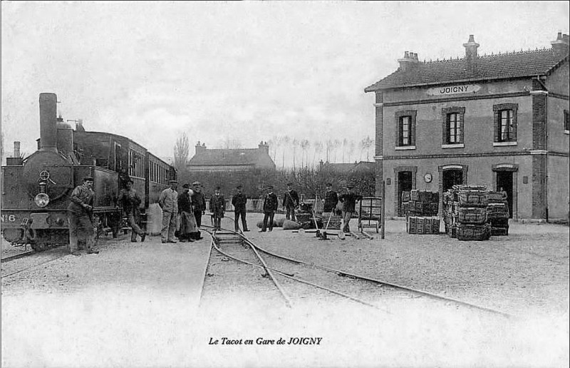 Carte postale ancienne Joigny la gare Cfy