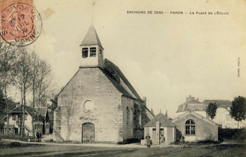 Carte postale ancienne Eglise de Paron 1905