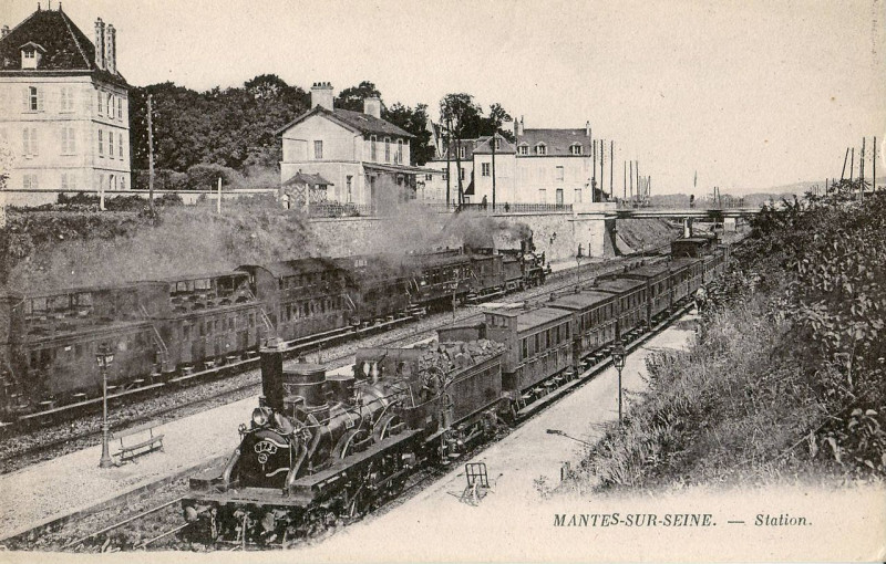 Carte postale ancienne Mantes Sur Seine - Station