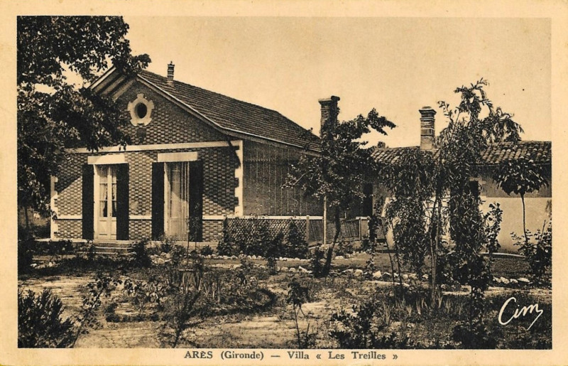 Carte postale ancienne Arès - villa 1