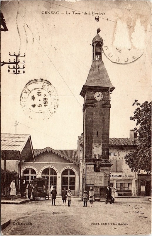 Carte postale ancienne Gensac - Tour de l'horloge