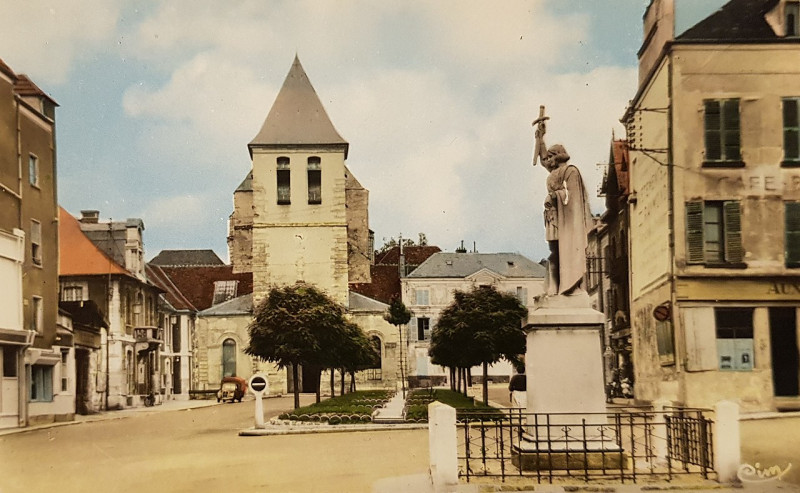 Carte postale ancienne L1489 - Lagny-sur-Marne - L'église