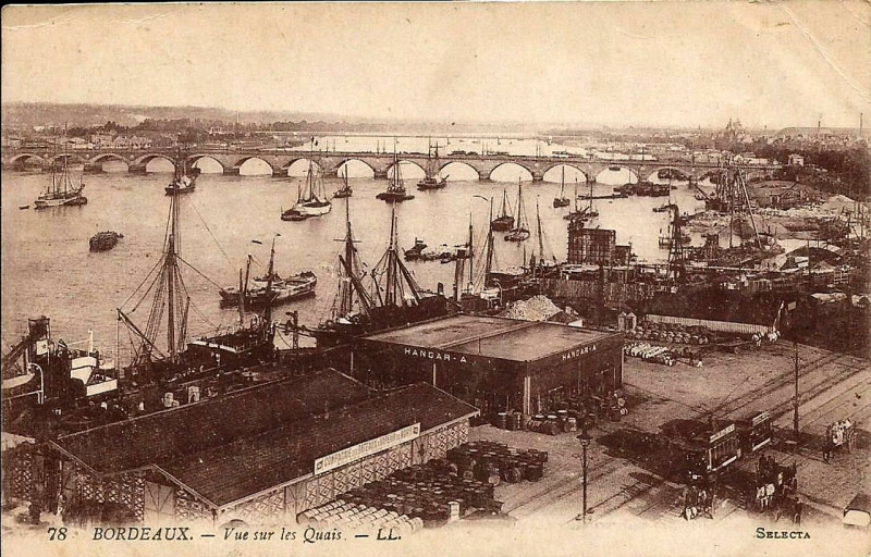 Carte postale ancienne Bordeaux - Port 7 à Bordeaux