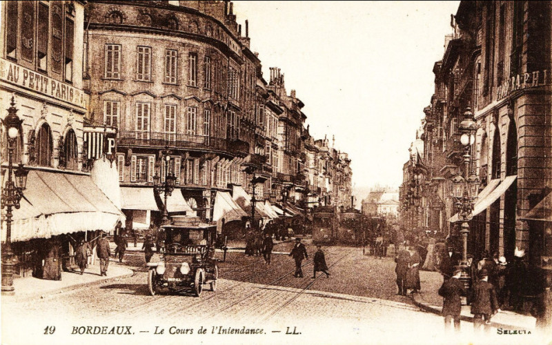 Carte postale ancienne Bordeaux le cours de l'Intendance 2 à Bordeaux