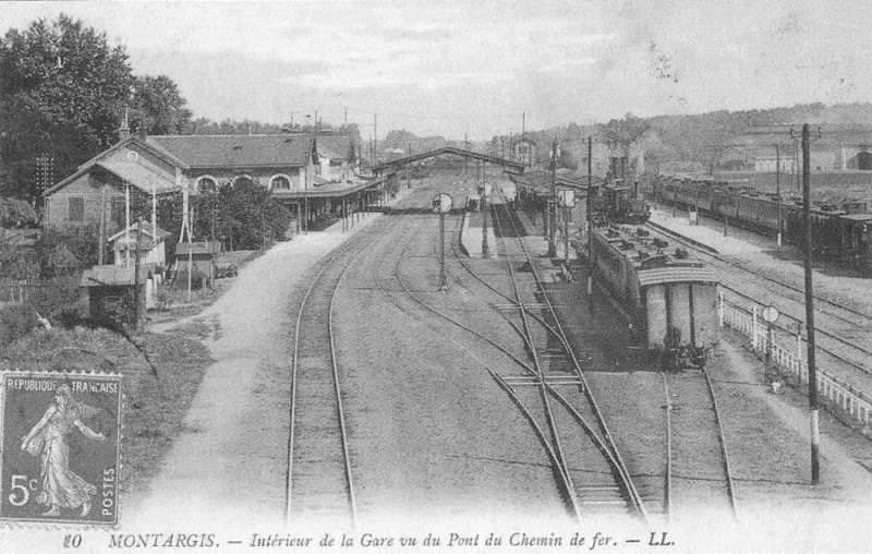 Carte postale ancienne Gare-de-Montargis-Carte-Postale-3