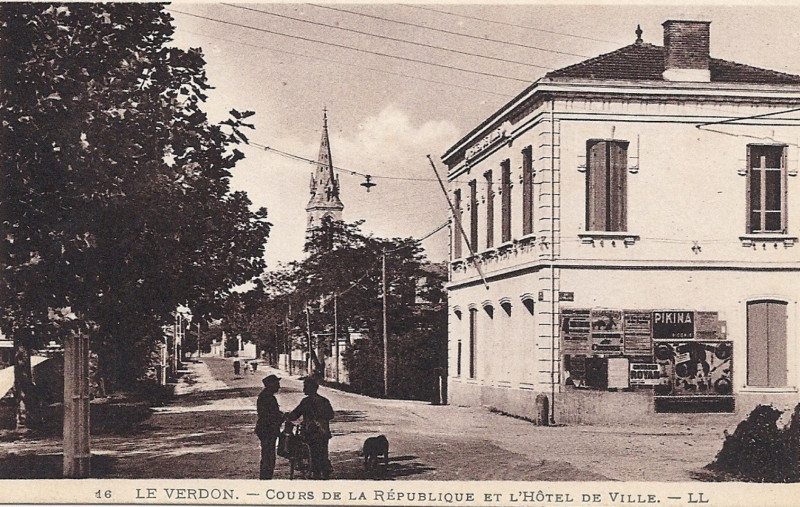 Carte postale ancienne Le Verdon - Mairie 2