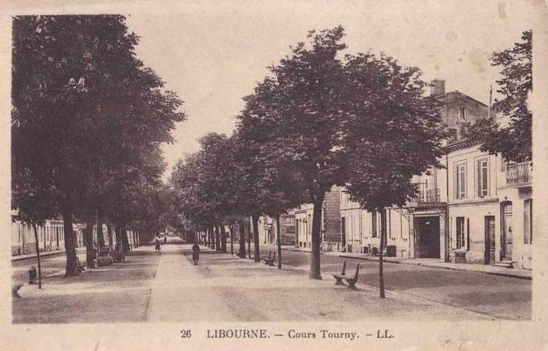 Carte postale ancienne Libourne cours Tourny 4