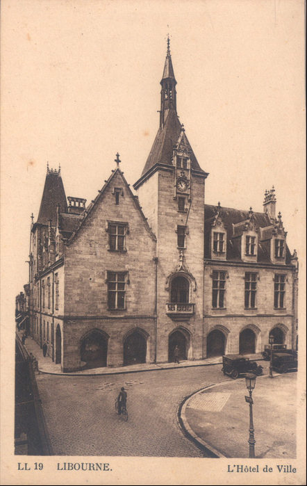 Carte postale ancienne Libourne Hôtel de ville 4