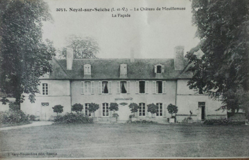 Carte postale ancienne Le chateau de mouillemuse