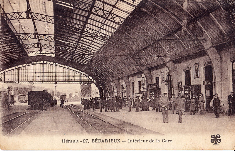 Carte postale ancienne Mtil 27 - Bedarieux - Intérieur de la Gare