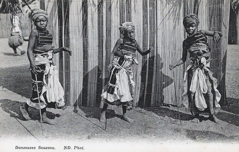Carte postale ancienne Danseuses Soussou (1)