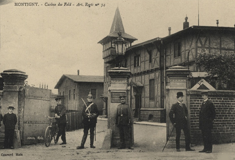 Carte postale ancienne Metz Artilleriekaserne 34 (a)