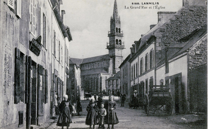 Carte postale ancienne Lannilis 1920
