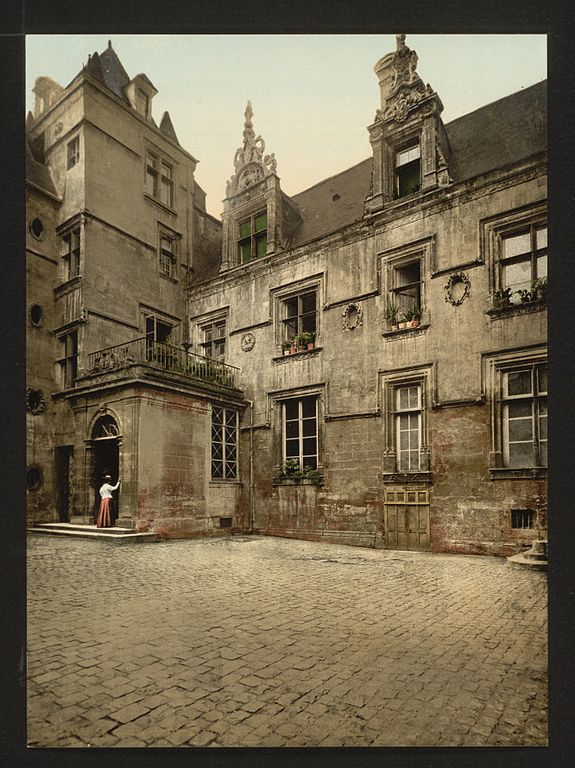 Carte postale ancienne Ancient house of Xvi century, Caen, France-LCCN2001697604