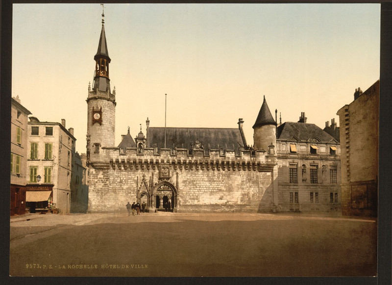 Carte postale ancienne Hotel de ville, La Rochelle, France-LCCN2001698409