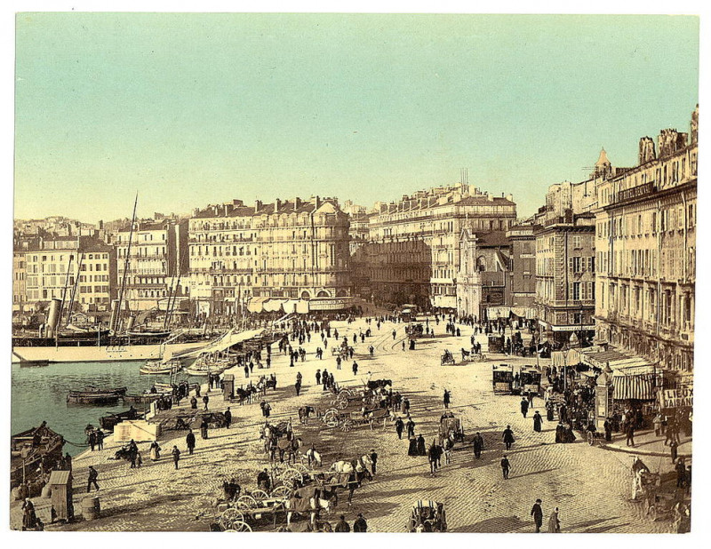 Carte postale ancienne The Library of Congress - (Old Harbor (Vieux-Port), Marseille, France, with Hotel Beauvau at right) (LOC) à Marseille
