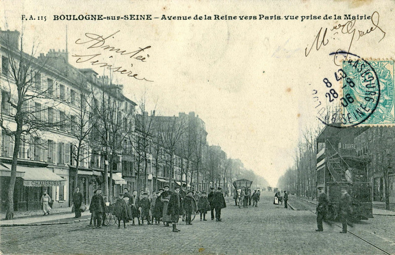 Carte postale ancienne Fa 115 - Boulogne-Sur-Seine - Avenue de la Reine vers Paris, vue prise de la Mairie à Boulogne-Billancourt