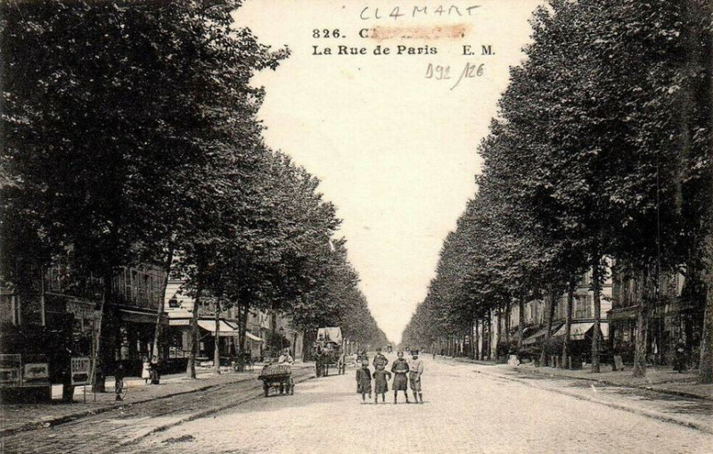 Carte postale ancienne Clamart.Rue de Paris à Clamart