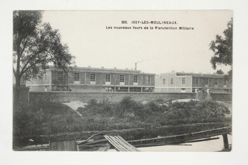 Carte postale ancienne Issy-les-Moulineaux - Les nouveaux fours de la Manutention militaire  (2) à Issy-les-Moulineaux