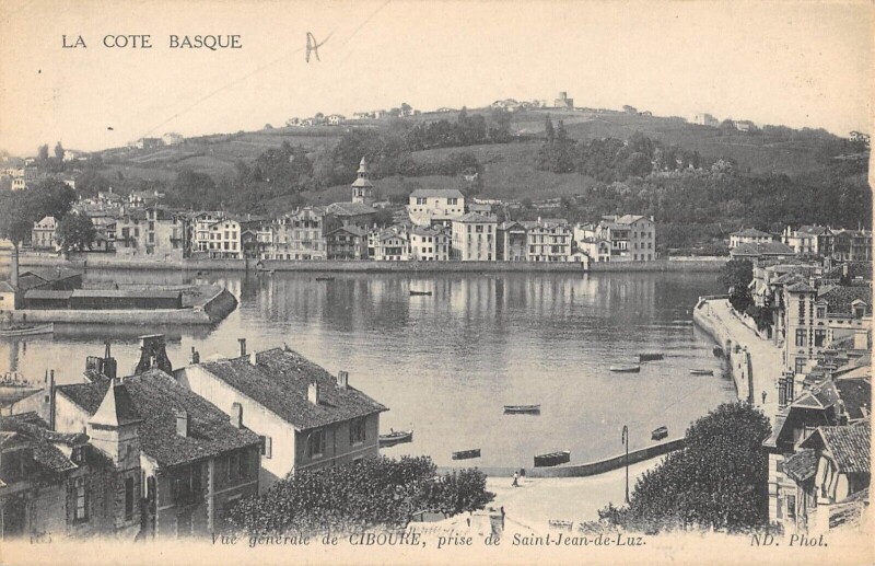 Carte postale ancienne Vue Generale De Ciboure Prise De Saint Jean De Luz à Ciboure