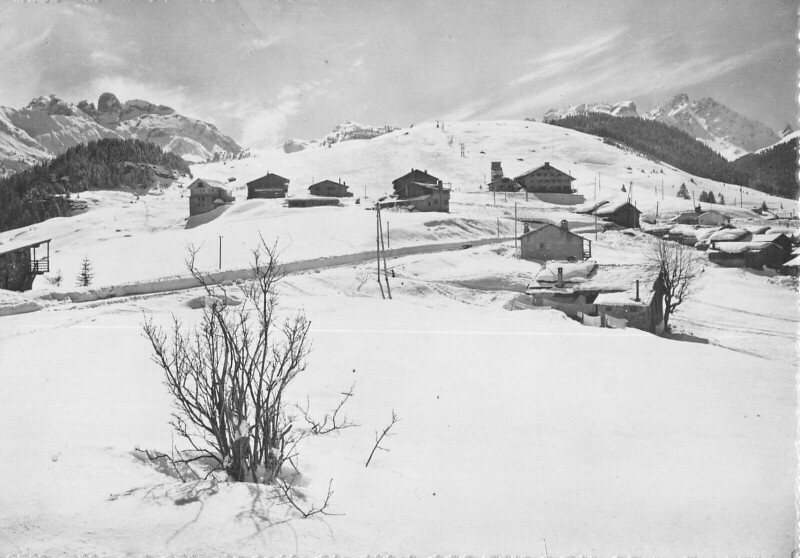 Carte postale ancienne Moriond Vue Generale