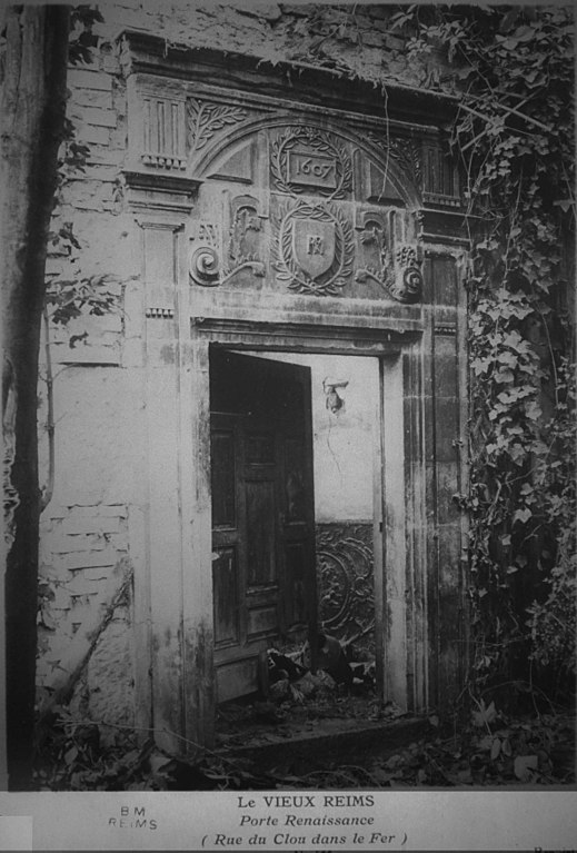 Carte postale ancienne Porte rue du clou dans le fer 09039