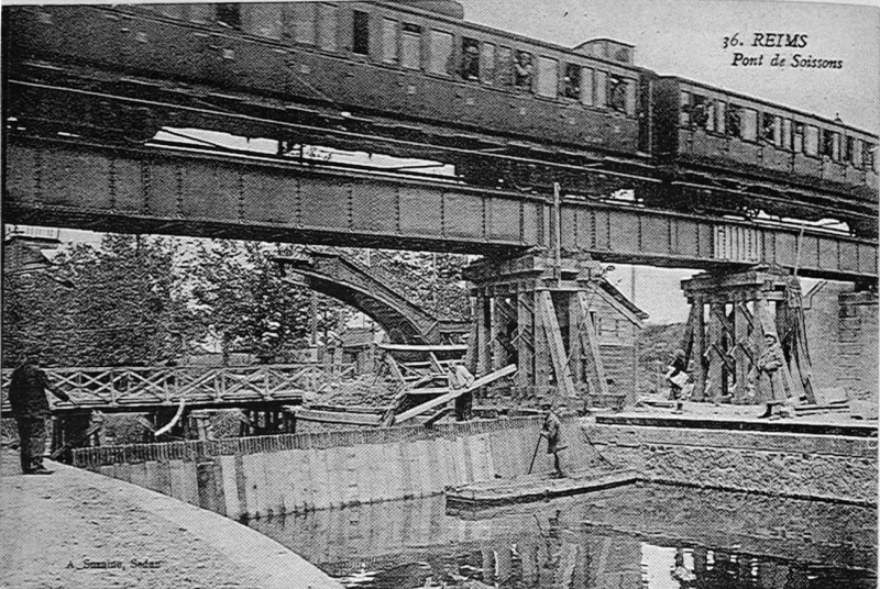 Carte postale ancienne Reims pont de Soissons 73710
