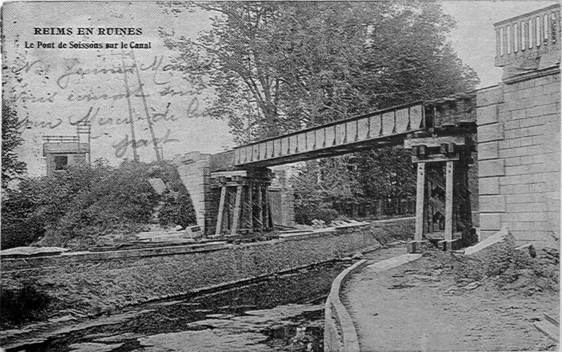 Carte postale ancienne Reims pont Soissons 1GM 73709