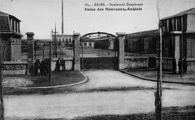 Carte postale ancienne Reims usine anglais Dauphinot 82194