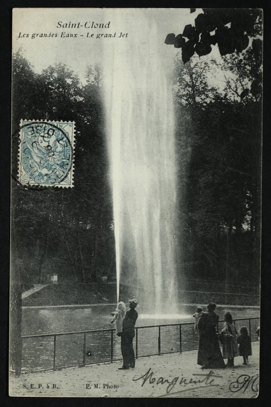 Carte postale ancienne Les Grandes Eaux - Le grand Jet à Saint-Cloud