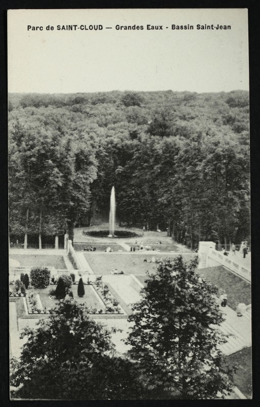 Carte postale ancienne Grandes Eaux - Bassin Saint Jean à Saint-Cloud