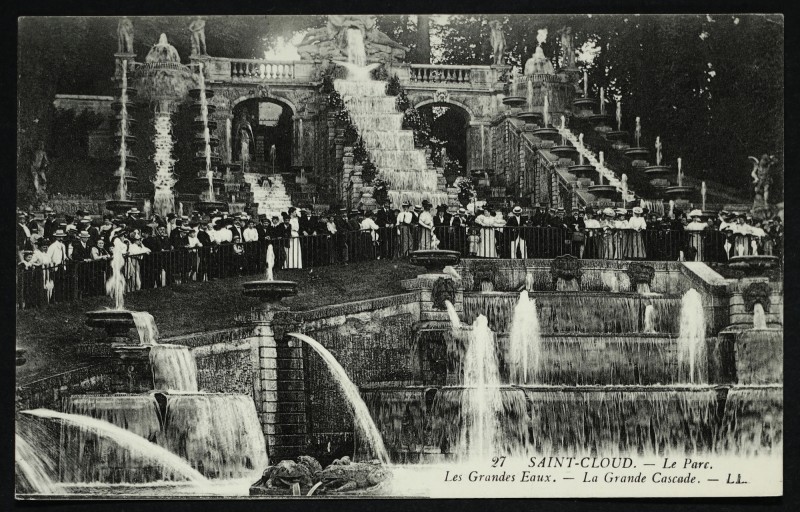 Carte postale ancienne Les Grandes Eaux. - La Grande Cascade à Saint-Cloud