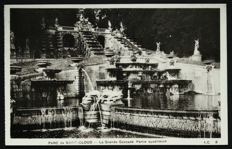 Carte postale ancienne La Grande Cascade. Partie supérieure à Saint-Cloud