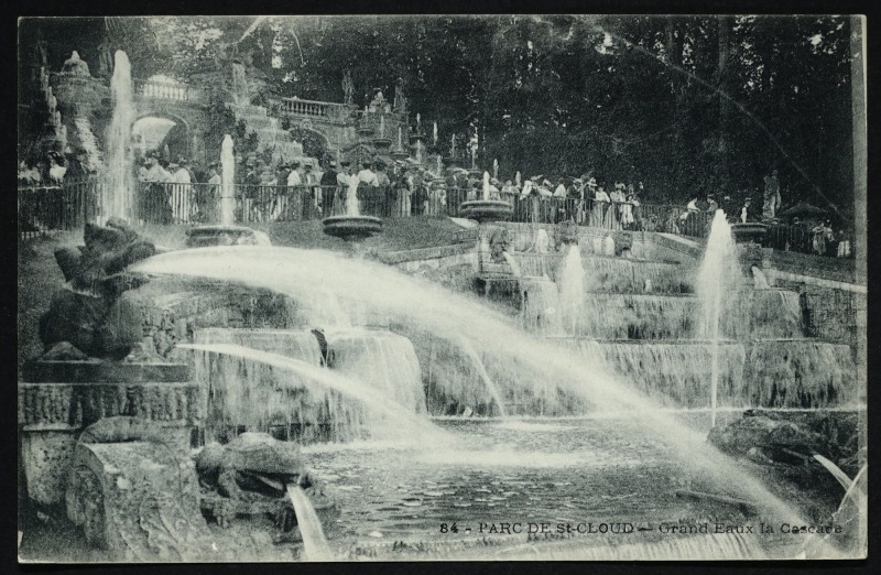 Carte postale ancienne Grandes Eaux - La Cascade à Saint-Cloud