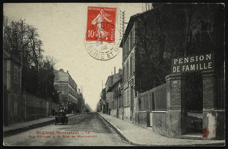 Carte postale ancienne St-Cloud-Montretout - Rue Gounot et Rue Montretout à Saint-Cloud