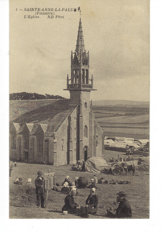 Carte postale ancienne Sainte anne la palud eglise à Plonévez-Porzay