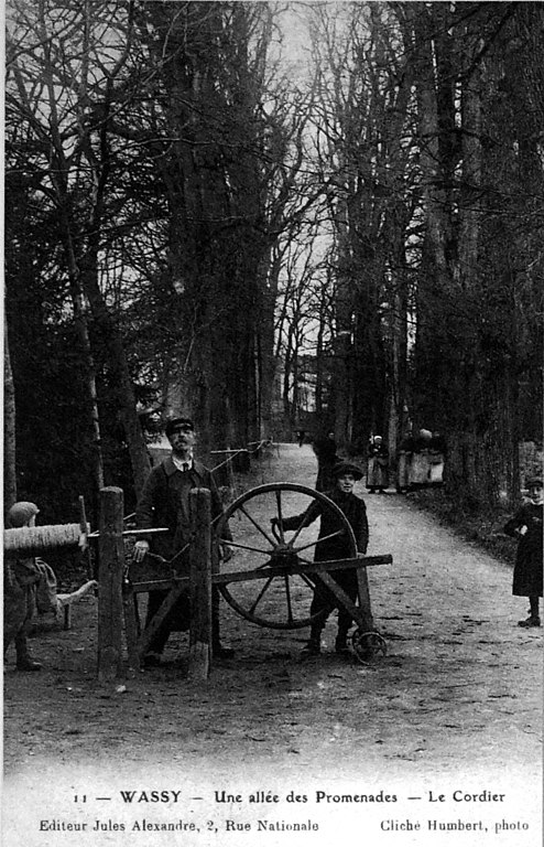 Carte postale ancienne Wassy 73047