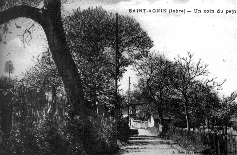 Carte postale ancienne Saint-Agnin-sur-Bion, un coin du pays en 1912, p181 de L'Isère les 533 communes - A Debauge, phot