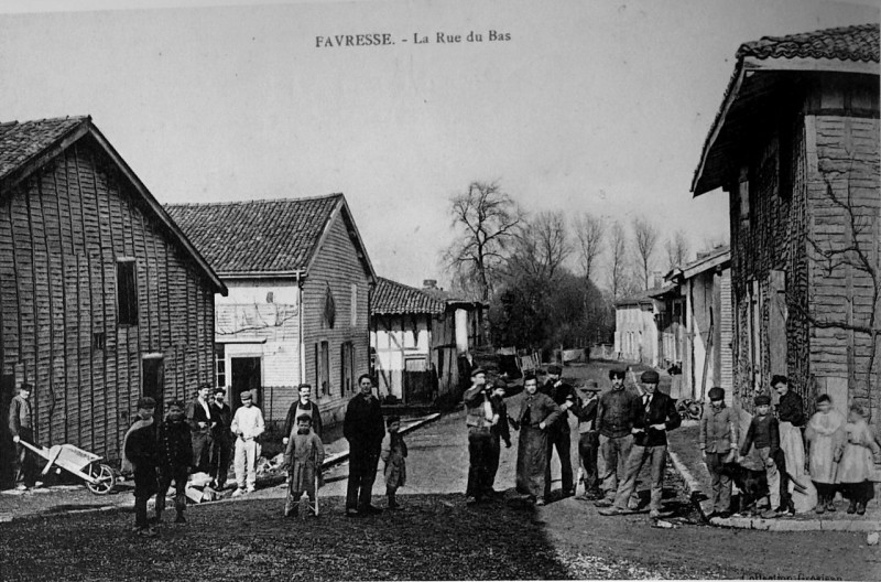 Carte postale ancienne Favresse 08643