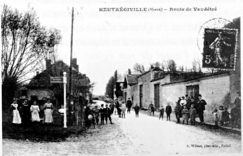 Carte postale ancienne Heutrégiville 75272