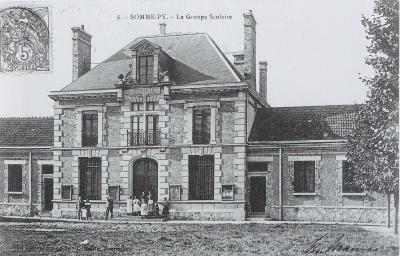 Carte postale ancienne La mairie de 1892