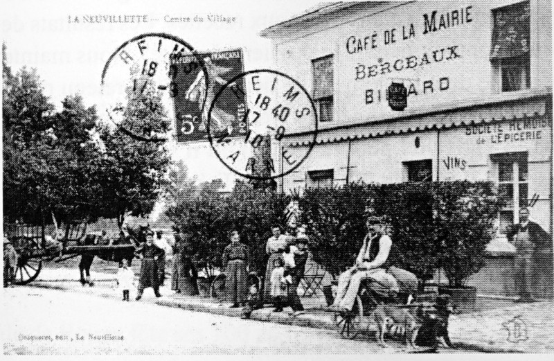 Carte postale ancienne La neuvillette 80759