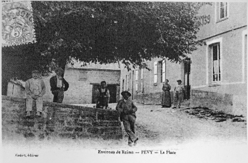 Carte postale ancienne Pévy 80761