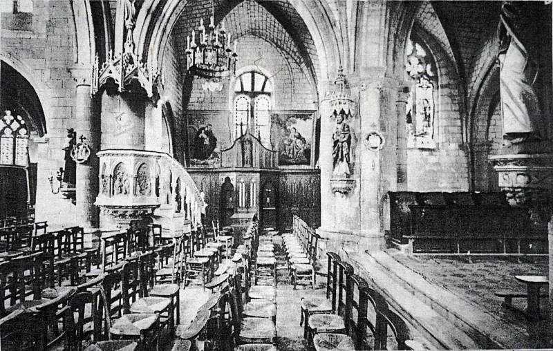 Carte postale ancienne Somme suippe transept nord chaire 11688