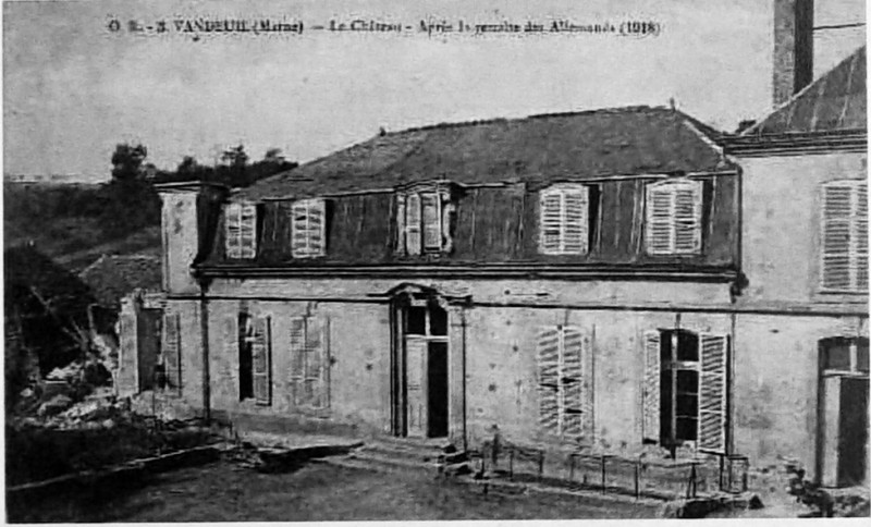 Carte postale ancienne Vandeil 1918 château 61330