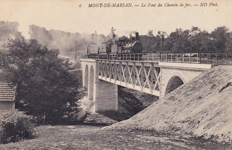 Carte postale ancienne Mont-de-Marsan - Pont du Chemin de Fer