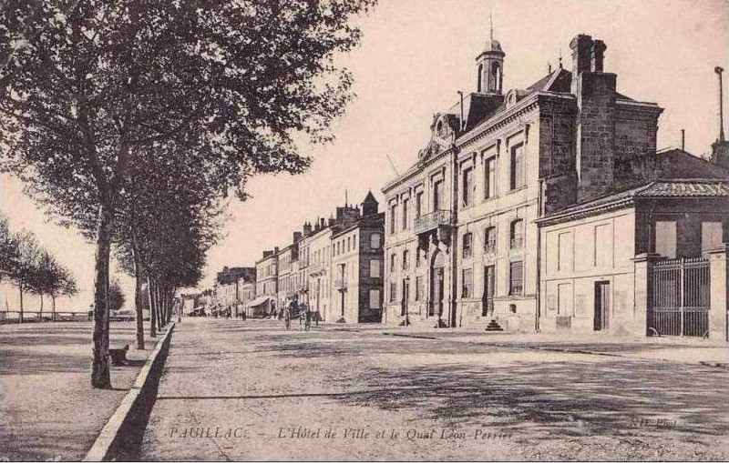 Carte postale ancienne Pauillac - quai Léon Perrier 4