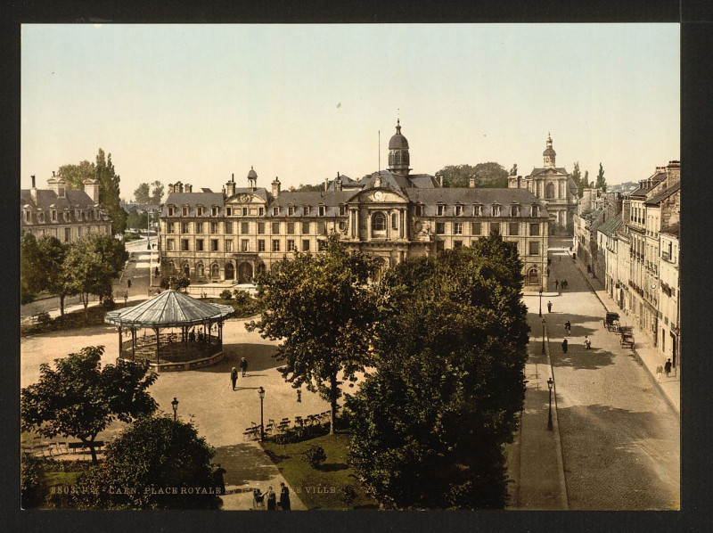Carte postale ancienne Royal Palace and hotel de ville, Caen, France-LCCN2001697603 à Caen